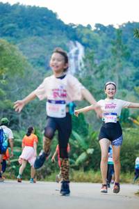 BIB: 8084
                            <button type="button" onclick="openModal(18881017)" class="btn btn-primary btn-sm float-right btn-popup" data-toggle="modal" data-target=".modal-high-quality">
                        <i class="fas fa-shopping-cart"></i> Add to Cart
                    </button>
                                            <button type="button" onclick="isThisMe(18881017, true)" class="btn btn-success btn-sm float-right btn-popup btn-isme hidden" data-toggle="tooltip" data-placement="bottom" title="นี่คือรูปของคุณใช่ไหม คลิกที่นี่เพื่อเอาเข้าอัลบั้ม">
                        <i class="fas fa-plus"></i> Add to album
                    </button>
                    <button type="button" onclick="isThisMe(18881017, false)" class="btn btn-warning btn-sm float-right btn-popup btn-isnotme hidden">
                        <i class="fas fa-ban"></i> Remove from album
                    </button>